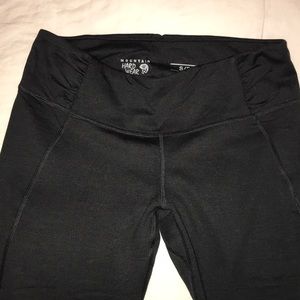Mountain Hardwear Pants - Mountain Hardwear black leggings Mountain Hardwear Pants - Mountain Hardwear black leggings